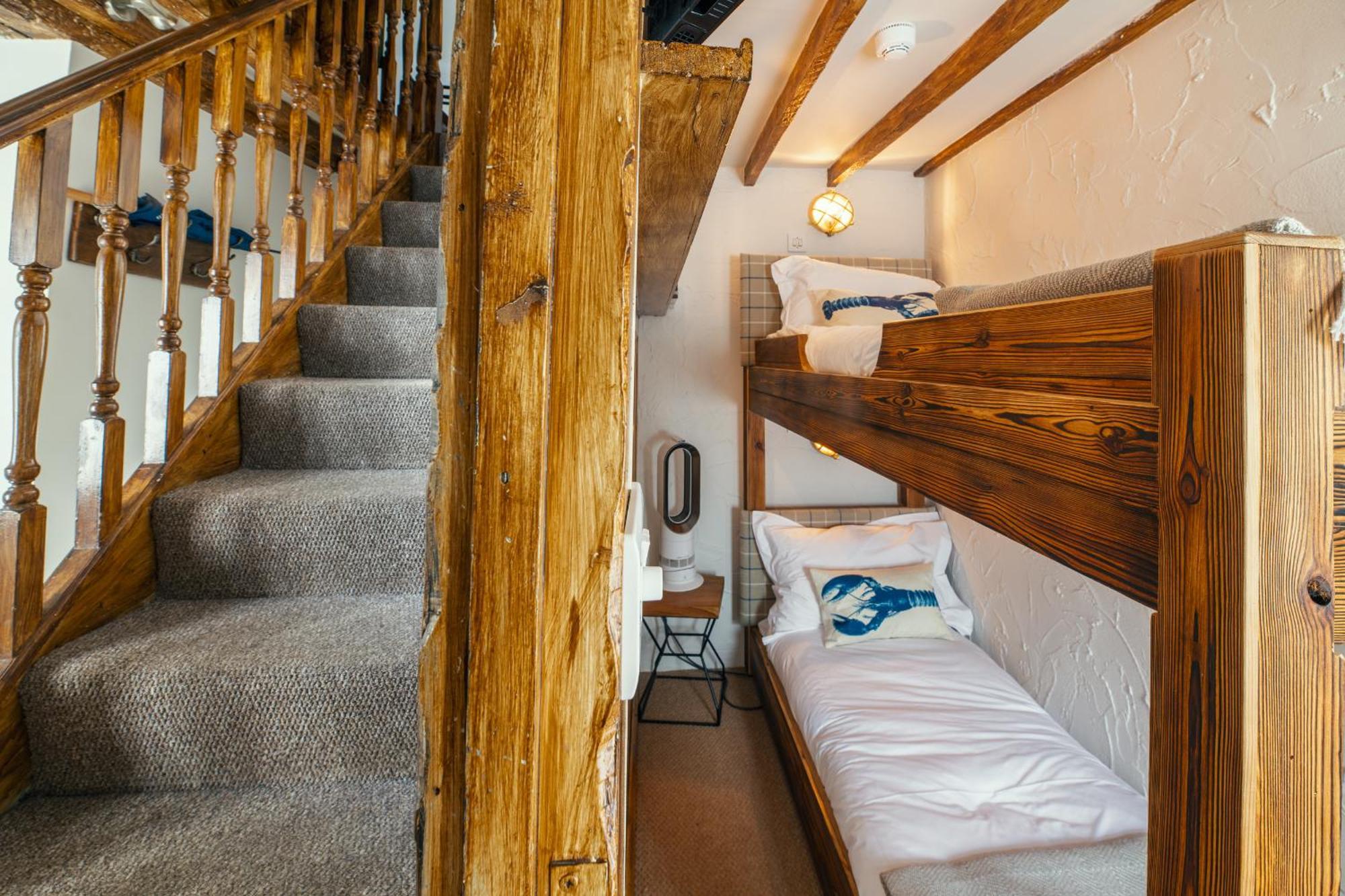 Bayards Cove Inn